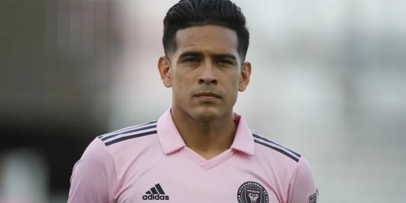 Victor Ulloa - Tiền Vệ Âm Thầm Của Bóng Đá Mỹ
